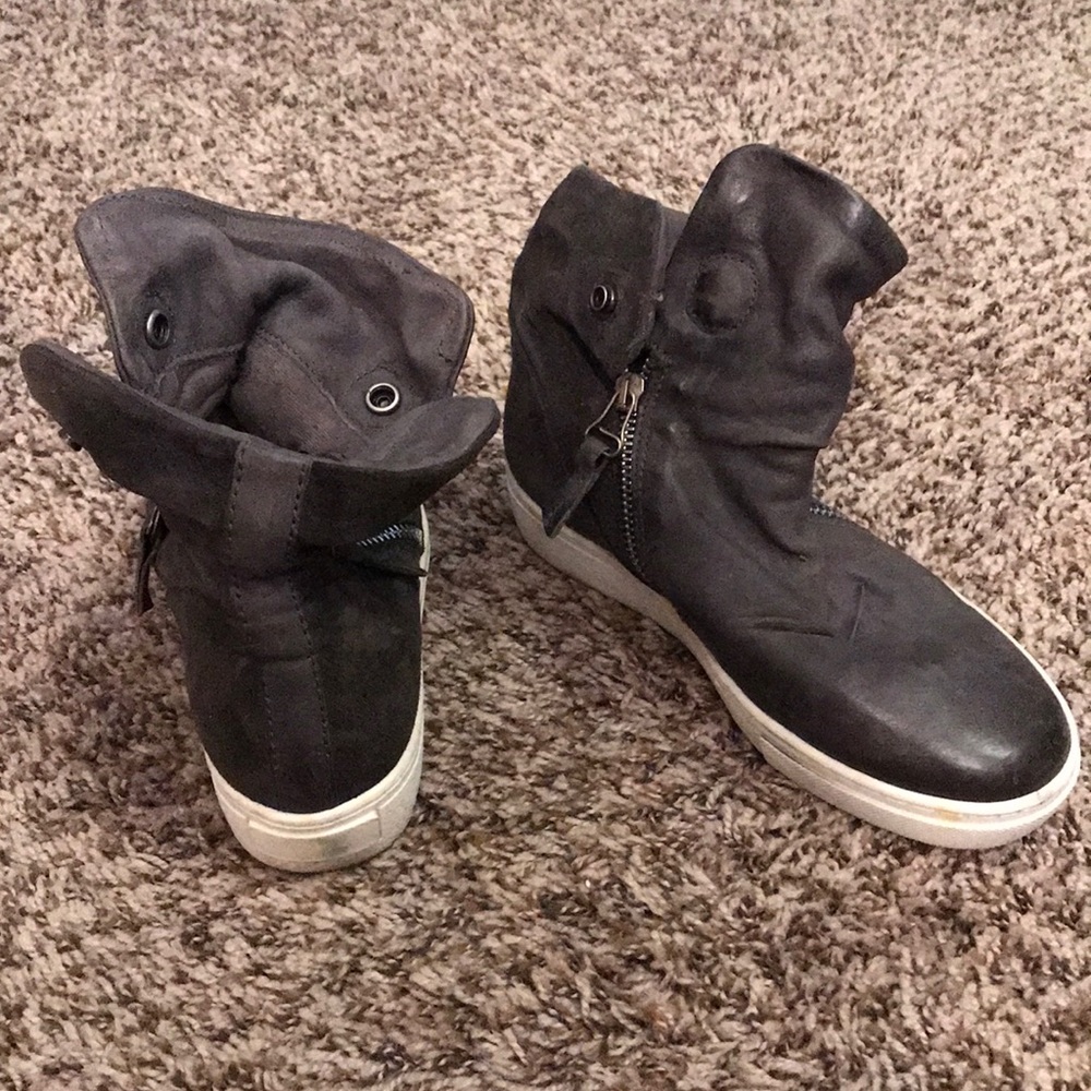 Ankle boots
